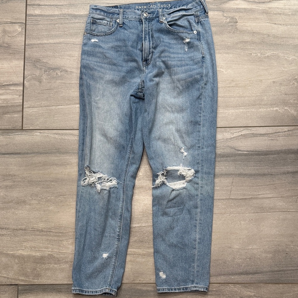 American Eagle Outfitters Classic Blue Denim Size 8 Mom Jeans